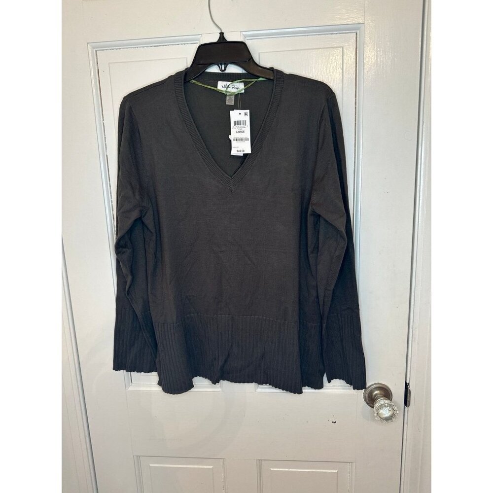 Melissa Paige Grey Vneck Sweater size L NWT